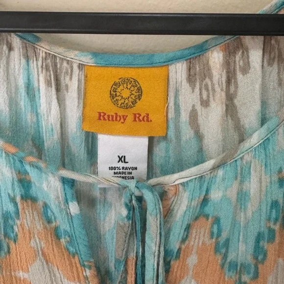 Ruby Rd. Top - Picture 3 of 4